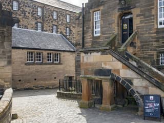 Edinburgh Castle Guided Tour — gallery 3