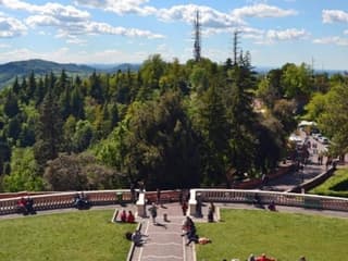 Menara Jam Bologna dan Koleksi Seni + Pencicipan, Bologna