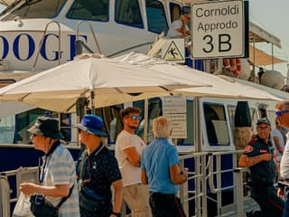 Murano and Burano: Boat Tour + Glassblowing Demo From Train Station — gallery 1