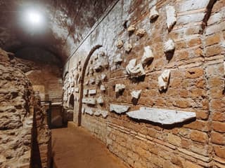 Catacombs of St. Sebastian Guided Tour with Aqueducts & Appian Way — gallery 3