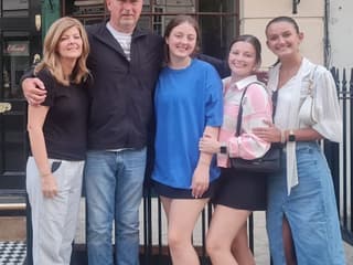 London: Rock ‘n Roll Beatles Black Cab Tour + Hotel Transfers — gallery 2