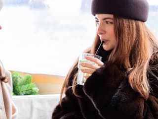 Amsterdam: Guided Saloon Boat Cruise + Cocktail & Waffle — gallery 1