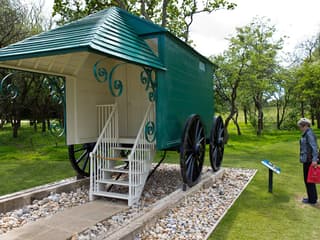 Belépőjegyek az Osborne Házba tickets at Osborne House, York Avenue, East Cowes, Isle of Wight,, London, photo 2