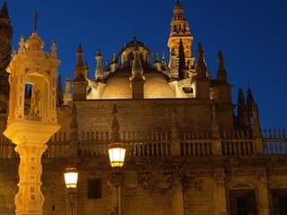 Seville Cathedral: Guided Night Tour with Light & Sound Show — gallery 1