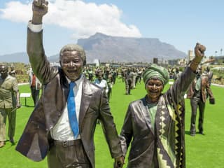 ตั๋วเข้า: การเดินทางยาวนานสู่อิสรภาพ, The Long March to Freedom, Cape Town