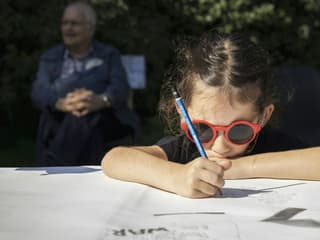 Mies van der Rohe Pavilion: Draw the Pavilion with Magic Family Workshop — gallery 3
