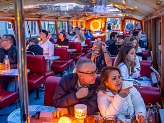 Amsterdam: 1.5 Hour Evening Canal Cruise — gallery 2