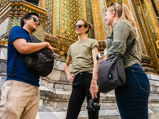 Bangkok: Three Iconic Temples Guided Tour