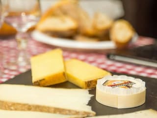 Paris: Marais Food Tour with Wine Tasting — gallery 3