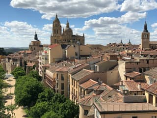 Segovia: City & Alcázar Guided Tour
