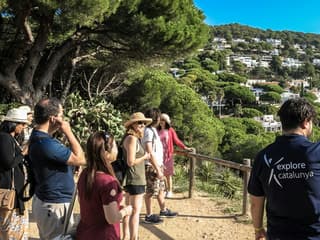 Costa Brava: Small Group Tour with Lunch from Barcelona