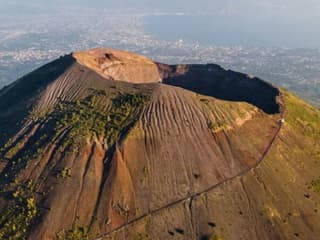Mount Vesuvius: Skip The Line Ticket + Audio Guide, Naples