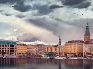Hamburg Bike Tour: Outer Alster Lake
