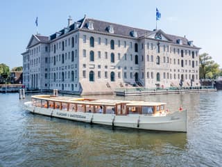 Amsterdam: 1-Hour Luxury Heated Saloon Boat Evening Cruise with Optional Drinks & Bites — gallery 1