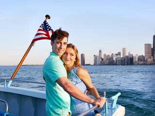 Chicago River & Lake Sightseeing Cruise by First Lady
