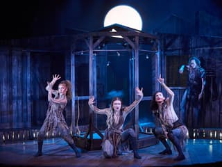 Production photograph from Dark of the Moon