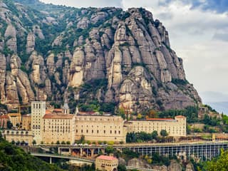Montserrat: Museum Entry + Escolania
