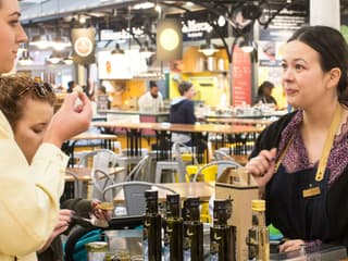 Lisbon: Guided Brunch Tour + Drinks