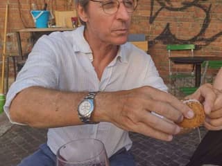 Rome: Trastevere Evening Food Stroll with Dinner and Wine