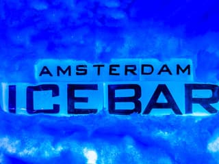 Icebar Amsterdam Skip-the-Line Tickets with 3 Drinks — gallery 3