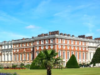 Hampton Court Palace: Entry + Roundtrip Transfer from London — gallery 1