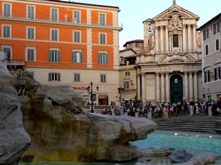 Trevi Fountain Rome: 40-Min Underground Domus Guided Tour — gallery 2