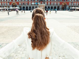 Madrid: Professional Photoshoot in Plaza Mayor — gallery 2