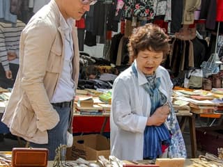 Paris: Daily Market at Marché d'Aligre — gallery 1
