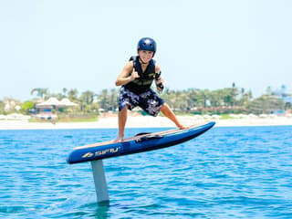 Dubai Marina Wakeboarding, Wakesurfing & E-Foil Experience