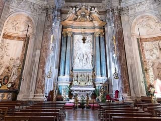 Sant'Agnese in Agone and Crypt: Accompanied Entrance — gallery 1