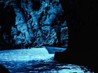 From Podstrana: Full Day Tour to Blue Cave, Blue Lagoon & 5 Islands — gallery 1