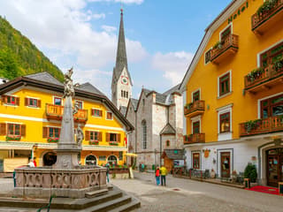 From Salzburg: Guided Half-Day Trip to Hallstatt by Bus — gallery 2