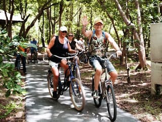 Bangkok: Guided Bike Tour + Ferry Ride — gallery 3