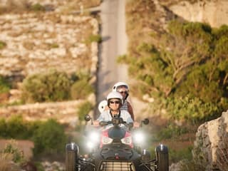 Gozo: Tour guidato al tramonto in Ryker + Trasferimento andata e ritorno, Gozo