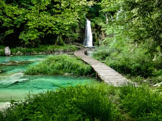 Plitvice Lakes National Park Entry with Panoramic Train & Boat Ride — gallery 3