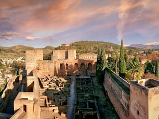 All Alhambra Tickets: Private Guided Tour with Nasrid Palaces — gallery 1