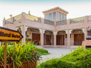 Discover Abu Dhabi: Premium Multilingual Guided Tour with Hotel Transfers — gallery 3