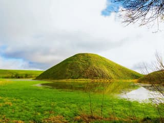 From London: Full-Day Guided Tour of Stonehenge & Avebury — gallery 1