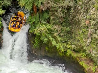 Kaituna River: Grade 5 White Water Rafting — gallery 2