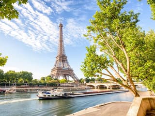 Seine River Cruise from Pont de l'Alma with Sparkling Champagne — gallery 2