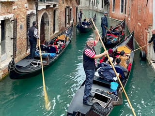 Venice Grand Canal Classic Gondola Ride — gallery 1