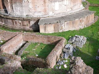 Archaeological Area Largo Argentina Tickets — gallery 2