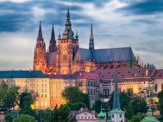 ทัวร์ชมบริเวณภายนอกปราสาทปรากพร้อมบัตรเข้าชม, Charles IV statue, ปราก