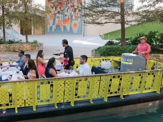 San Antonio: Narrated River Cruise — gallery 3