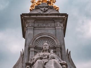 Audio Guide App for Your Smartphone: Royal London Walking Tour — gallery 1