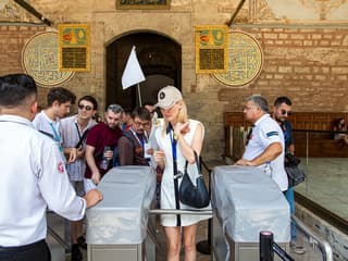 Topkapi Palace Skip-the-Line Tickets with Audio Guide — gallery 2