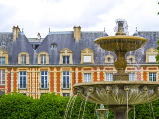 Maison de Victor Hugo Museum & Current Exhibition Tickets — gallery 1