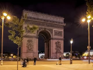 Večerní prohlídka Paříže se vstupenkami na vrchol Eiffelovy věže, Place de Sydney, Paříž