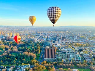 Sunrise Hot Air Balloon Flight Over Melbourne — gallery 1