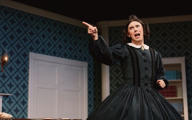 Cole Escola as Mary Todd Lincoln in Oh, Mary! at the Trafalgar Theatre